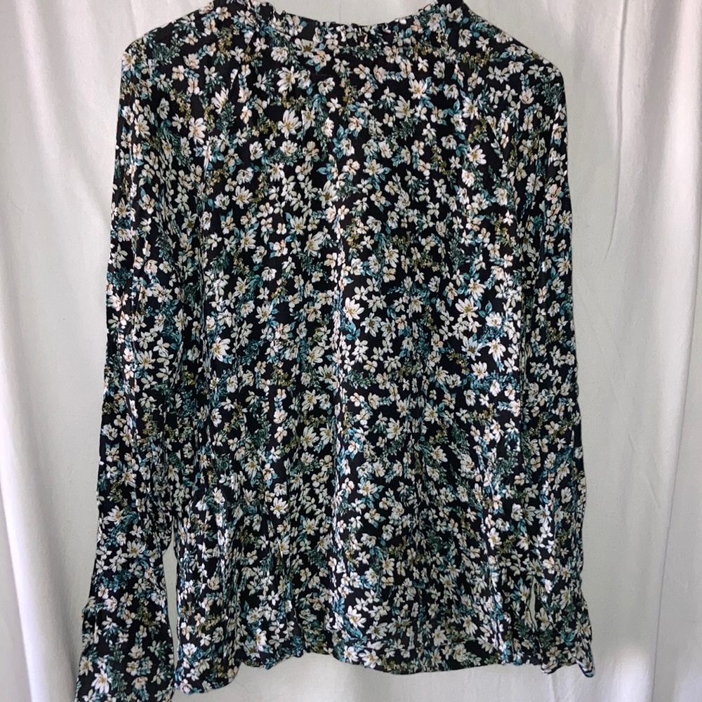 LOFT FLORAL BLOUSE